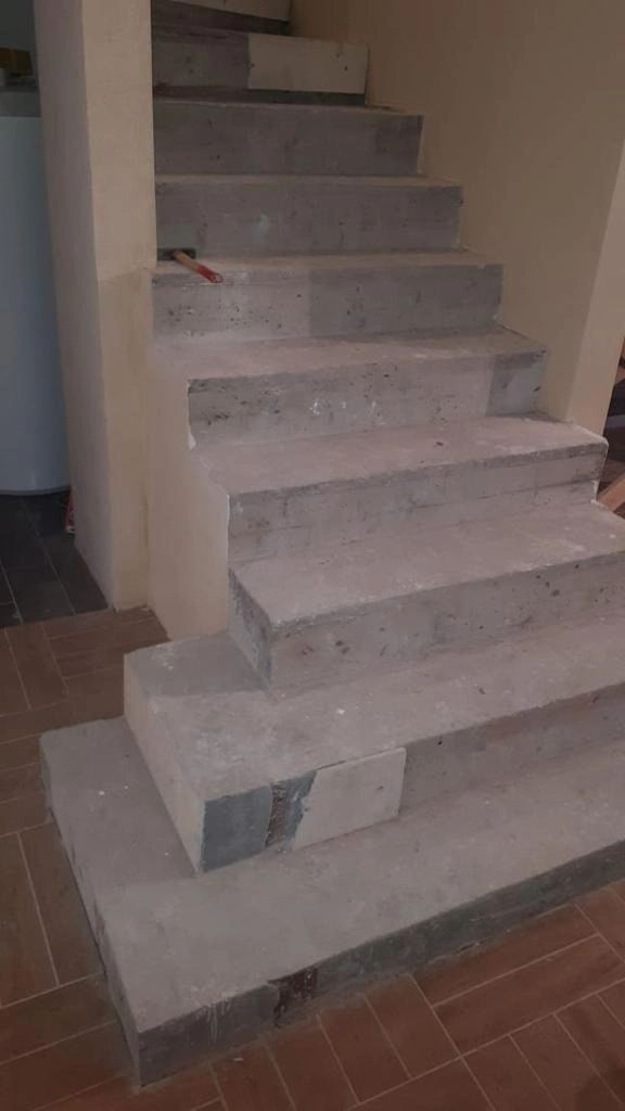 Укладка ковролина в деревне Лигачёво,  ДНП Зелёная Усадьба  2