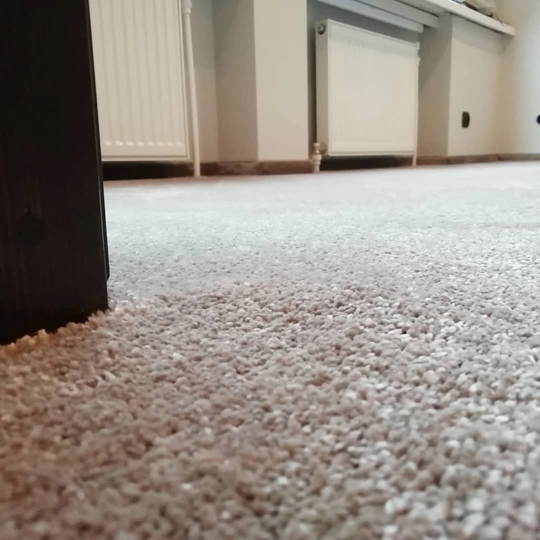 Укладка ковролина на лестницу  9