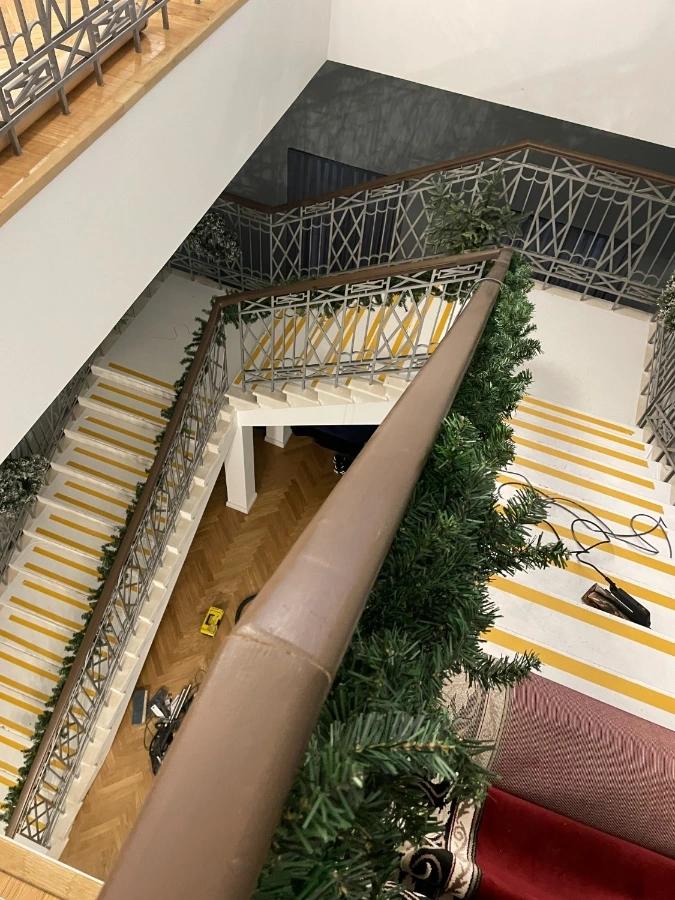 Укладка ковровой дорожки  в усадьбе Знаменское-Губайлово 3