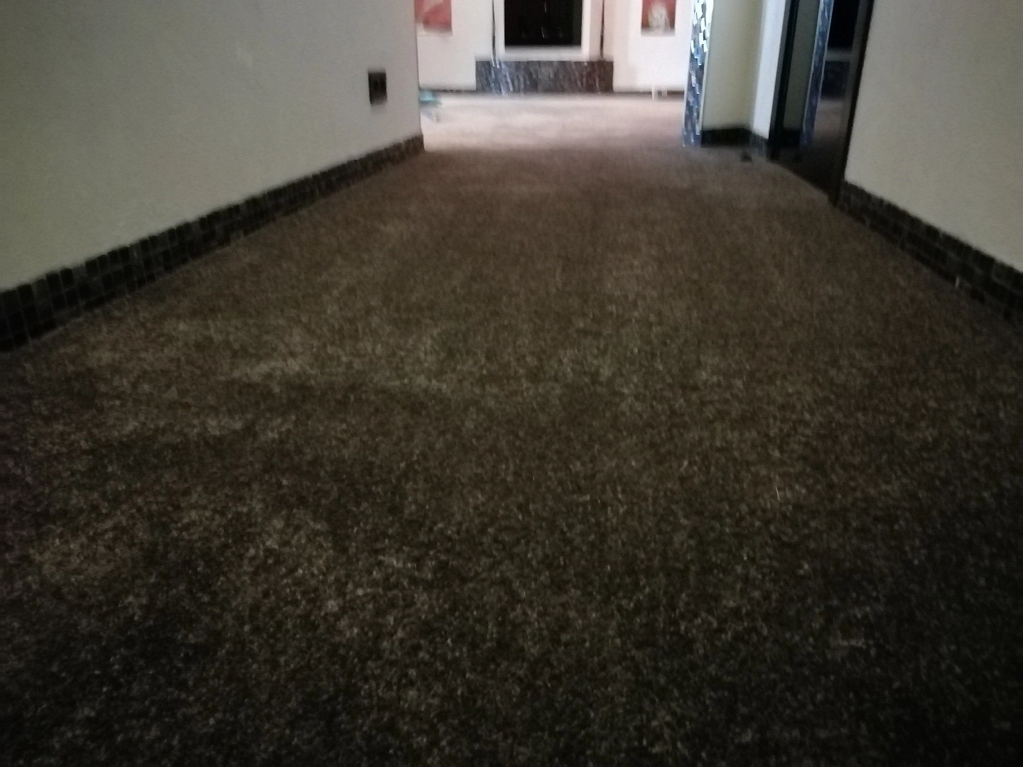 Укладка ковролина в квартире