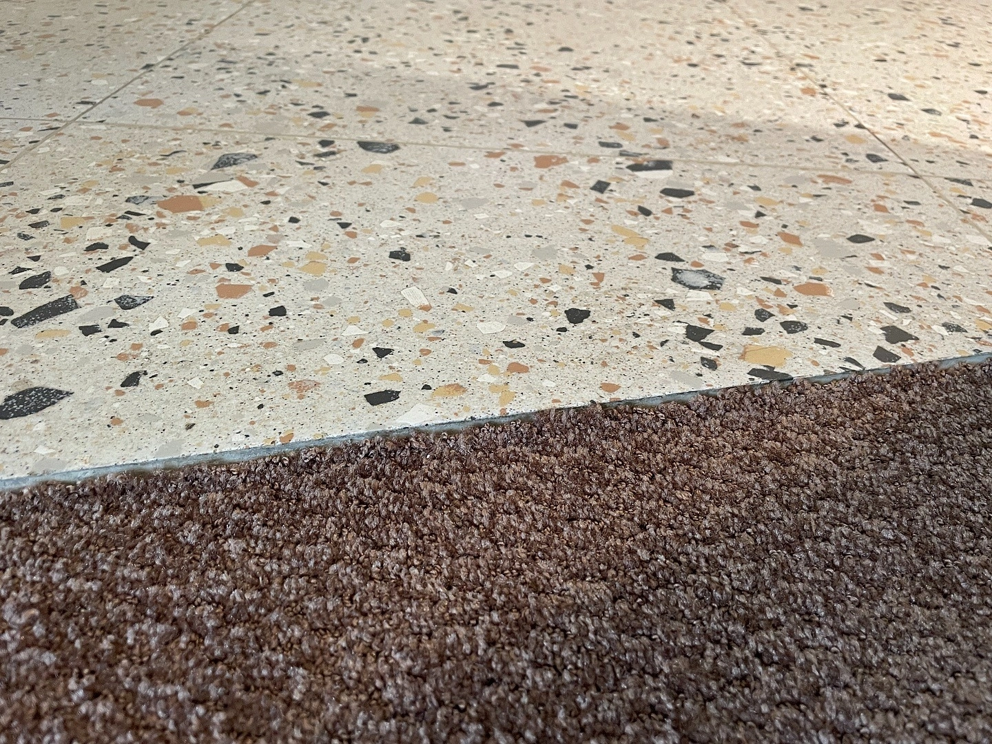 Укладка ковролина в Ресторане Seafood lovers 3