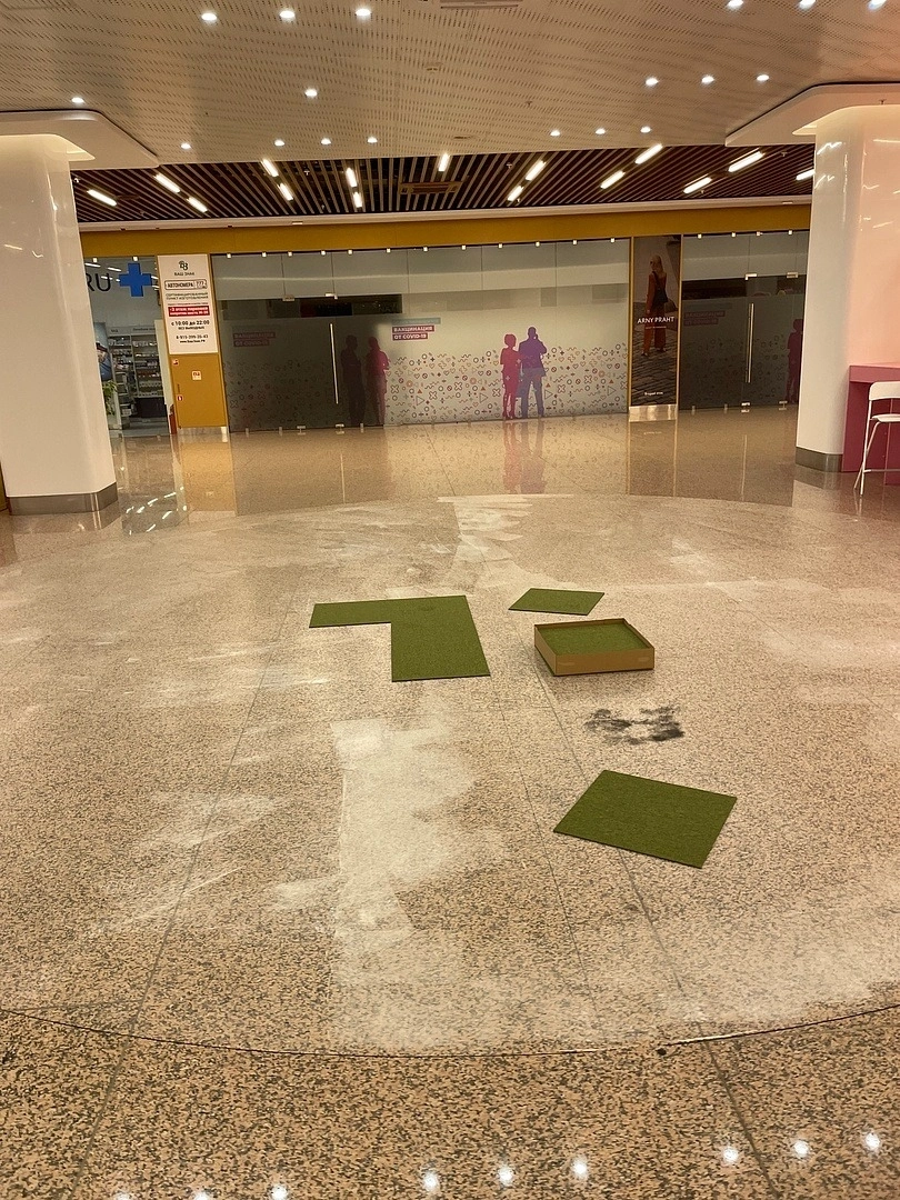 Укладка ковровой плитки в ТЦ Щелковский 13