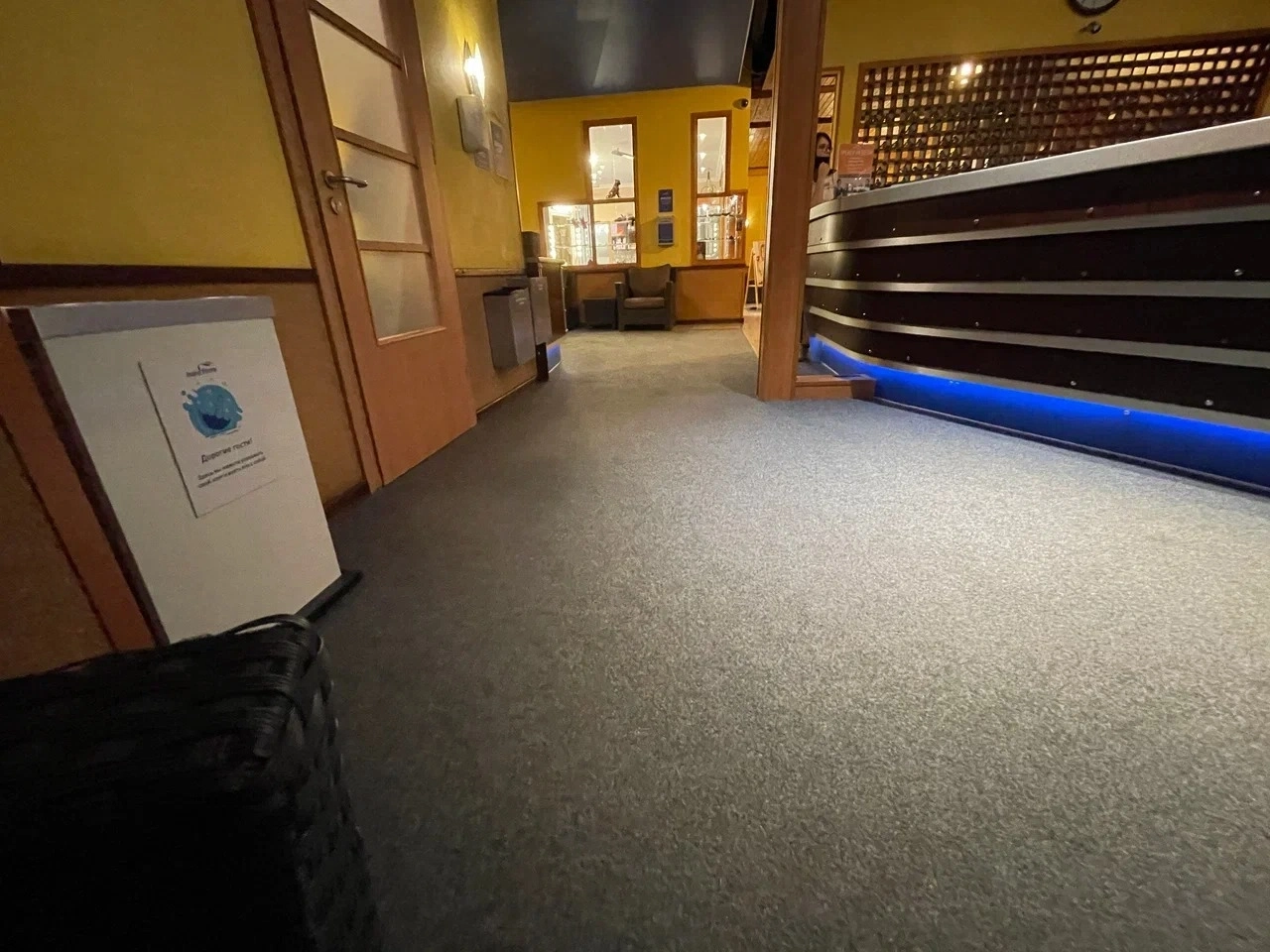 Укладка ковролина в фитнес-клубе Janinn Fitness 9