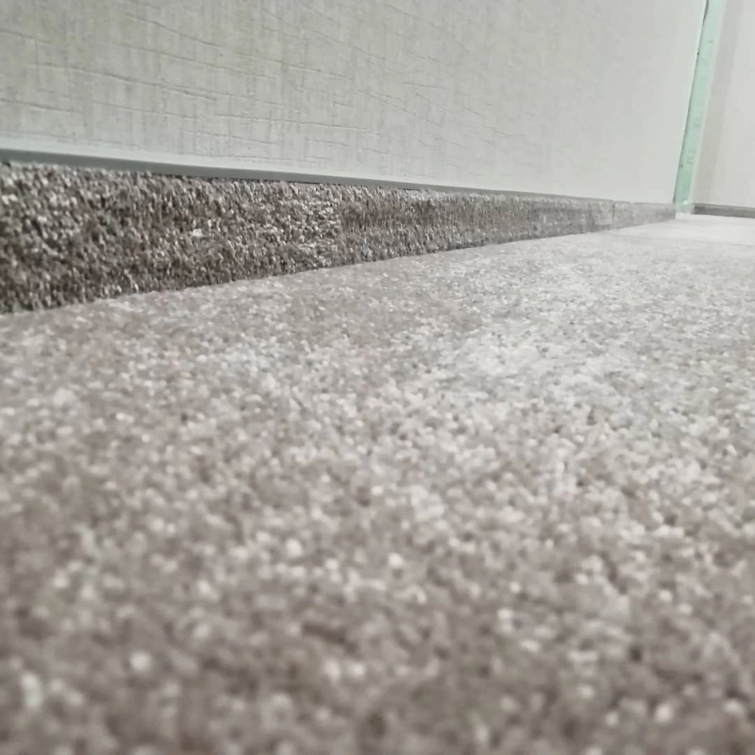 Укладка ковролина на лестницу  12