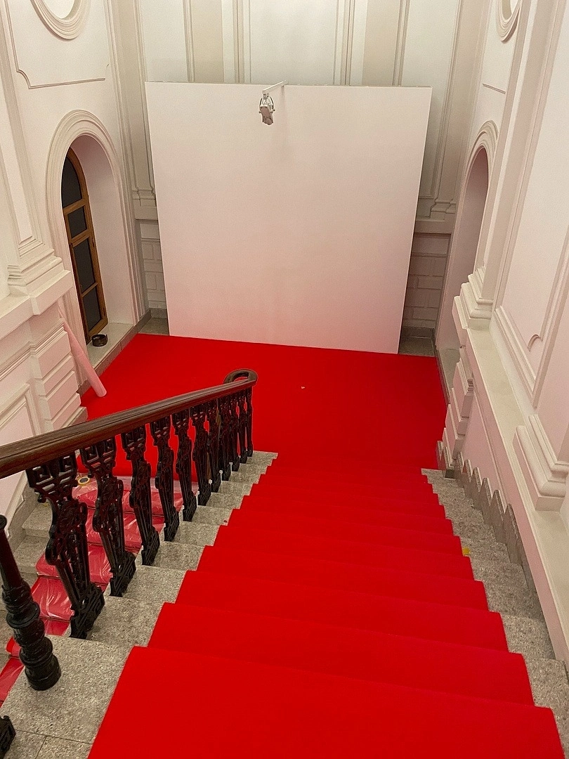 Укладка дорожки в Доходном  доме В.И. Фирсановой