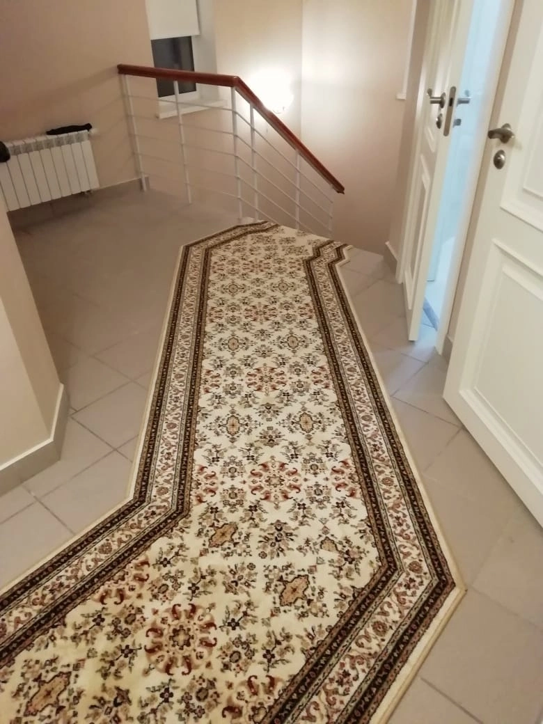 Укладка дорожки и установка ковродержателей в санатории Дубрава 3