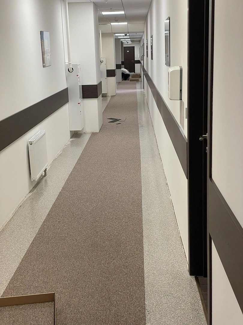 Укладка ковровой плитки в ТЦ Щелковский 4