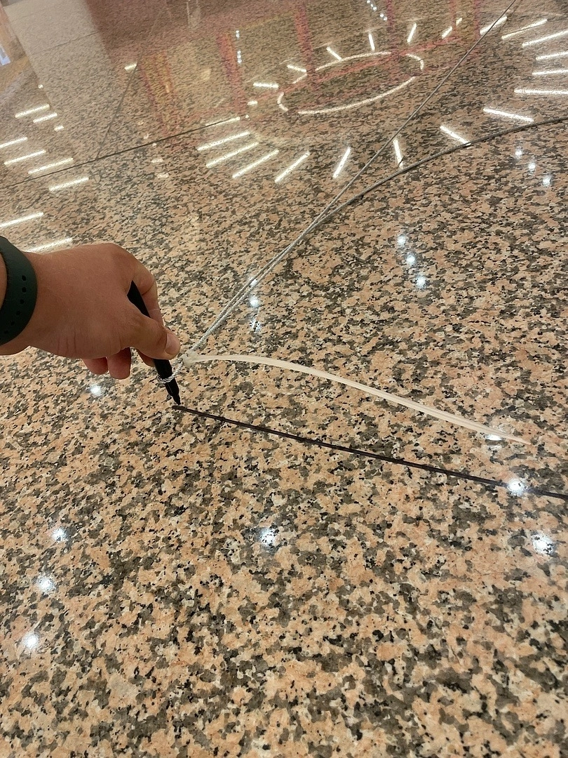 Укладка ковровой плитки в ТЦ Щелковский 3