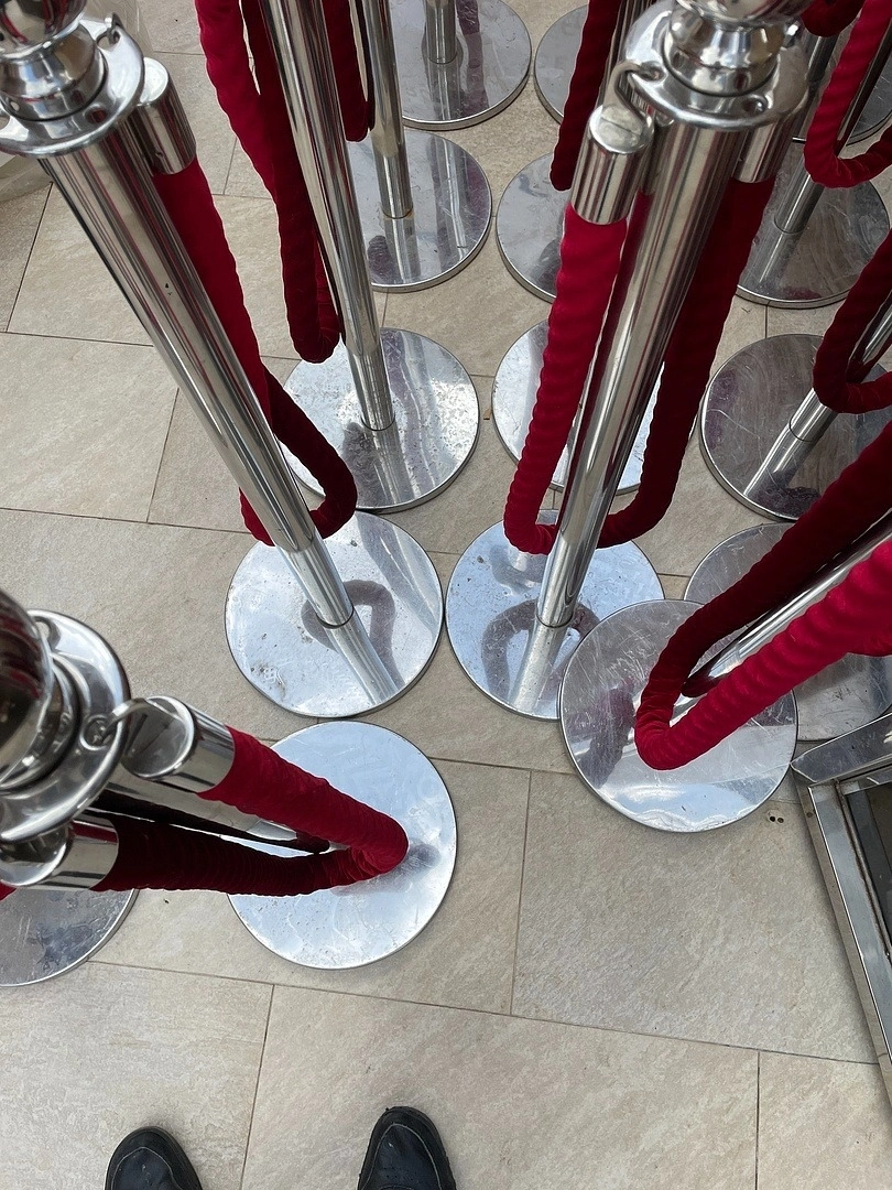 Укладка дорожки в Par & Palace 5* 5