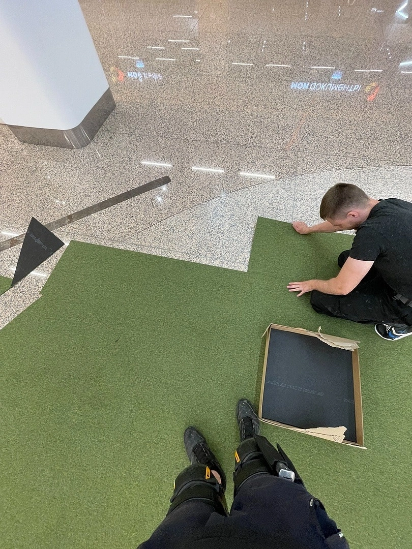 Укладка ковровой плитки в ТЦ Щелковский 17