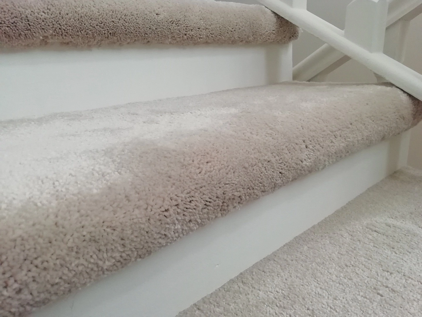 Укладка ковролина в коттедже 6