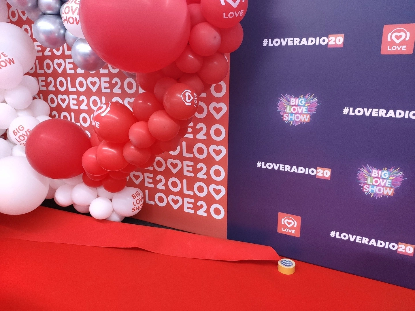 Укладка дорожки в Крокус Сити Холл 5