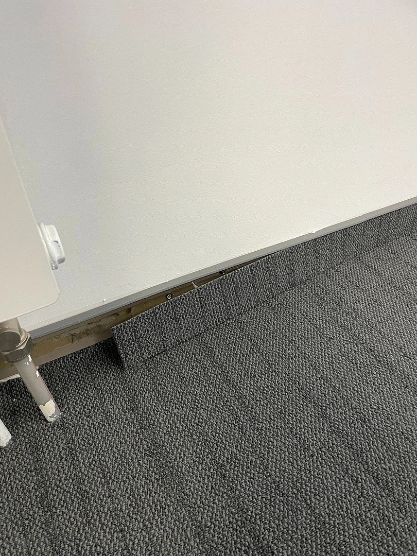 Укладка ковровой плитки в инновационном центре 