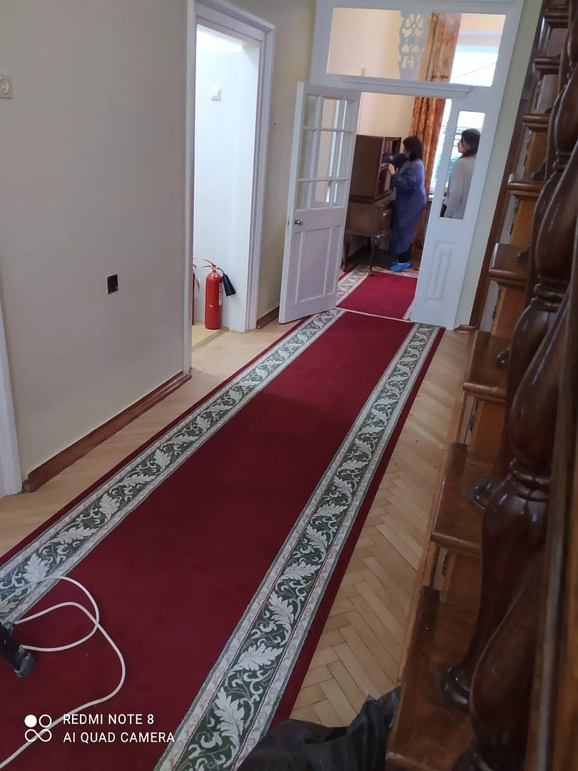 Укладка дорожки в Доме музея Игоря Курчакова 3