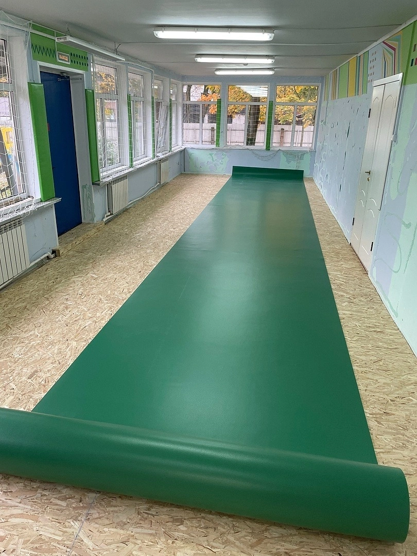 Укладка линолеума в детском саду 4