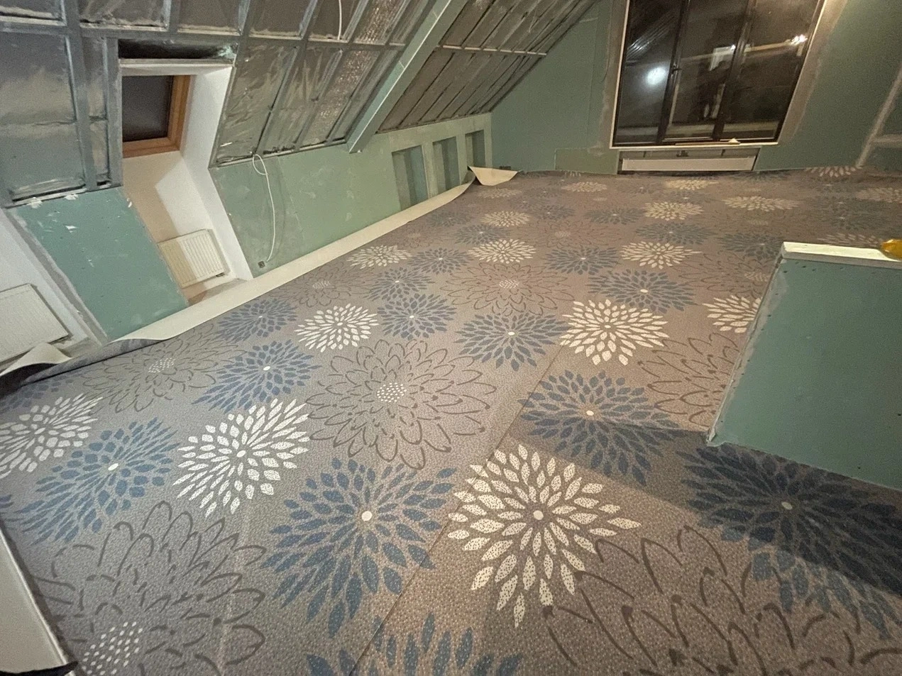 Укладка ковролина  в коттедже в Зеленограде 14