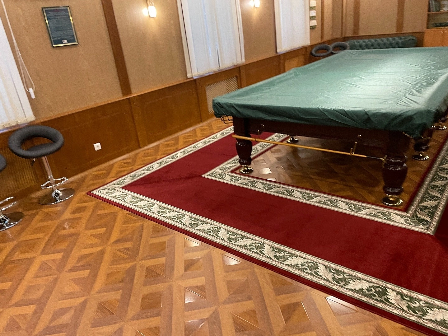 Укладка дорожки в администрации 6