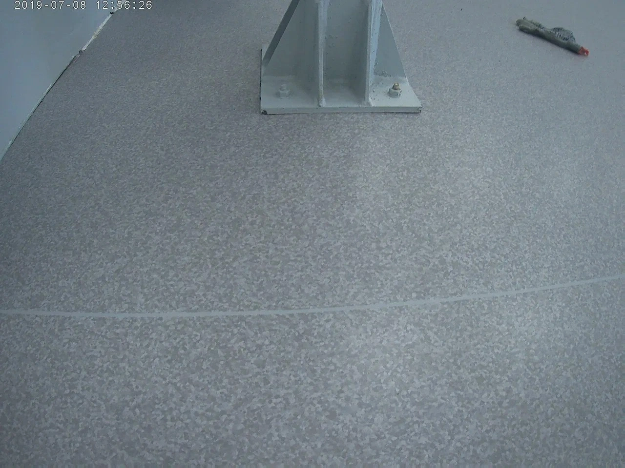 Укладка линолеума  в офисе интернет-магазина 9