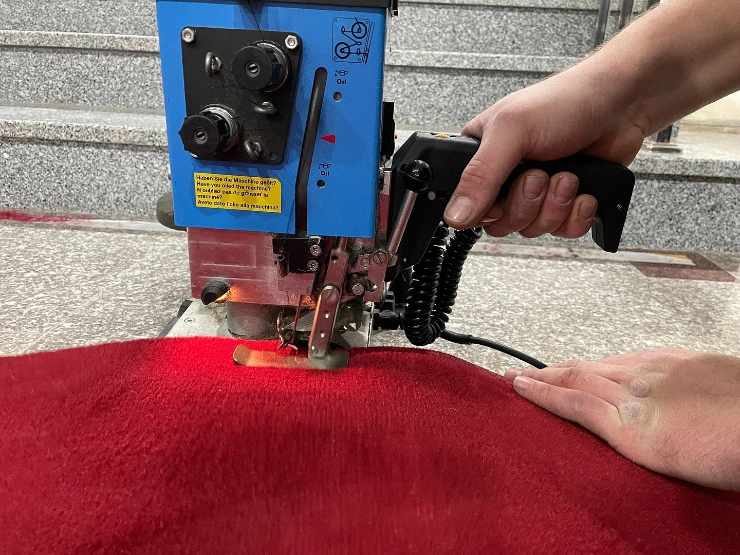 Оверлок в библиотеке 2