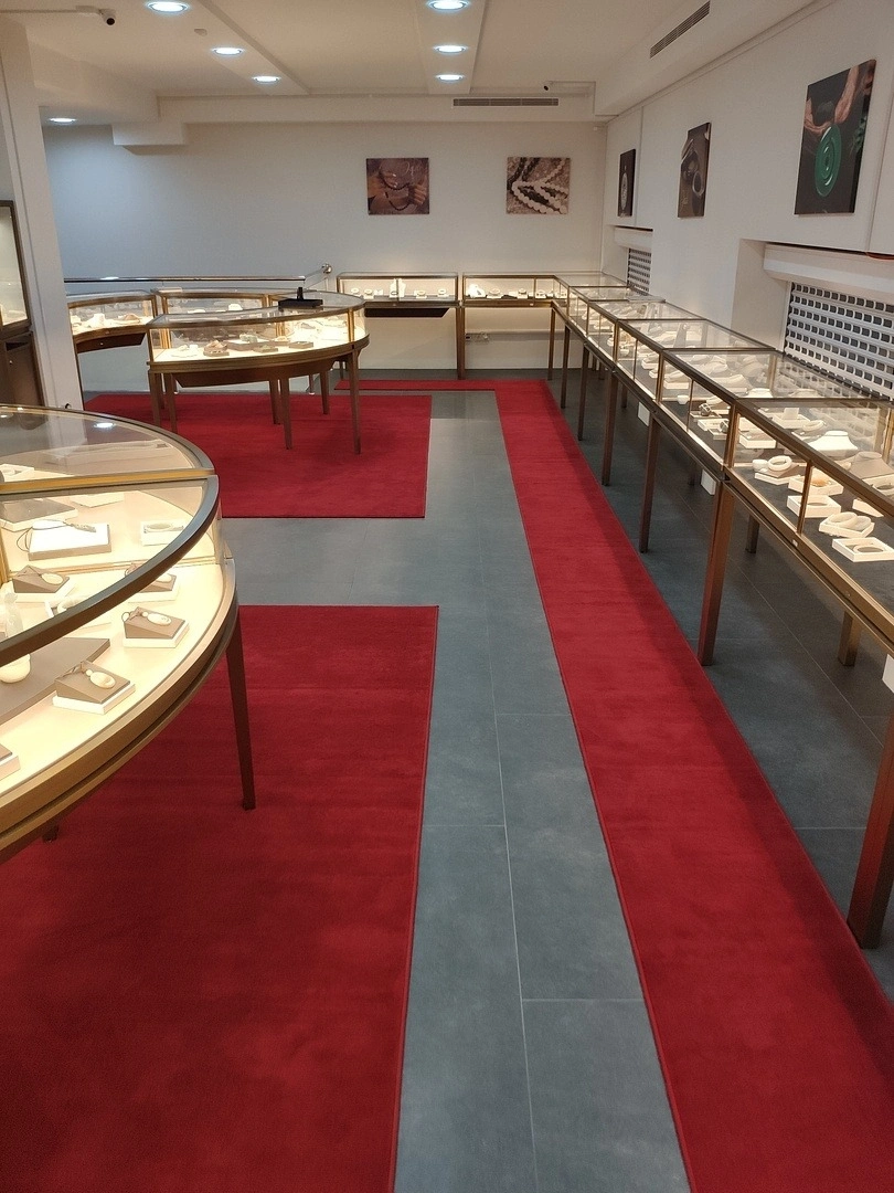 Укладка дорожки в галерее янтаря 9