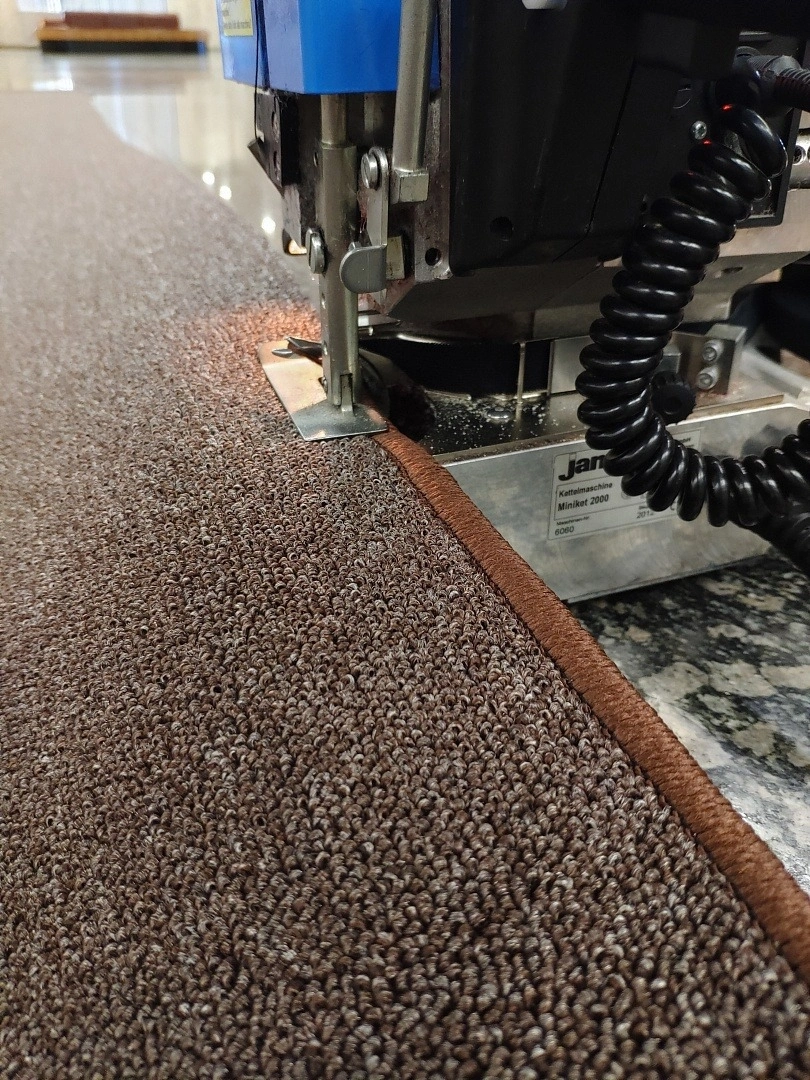 Оверлок ковролина в Музее Победы 5