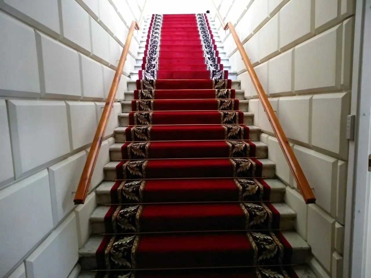 Укладка дорожки в Мемориальном музее-квартире К.А. Тимирязева 9