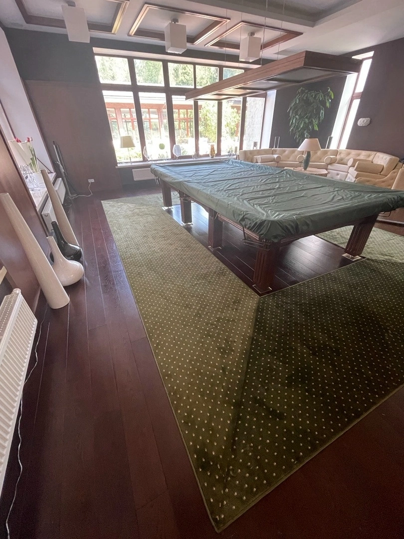 Укладка дорожки в коттедже