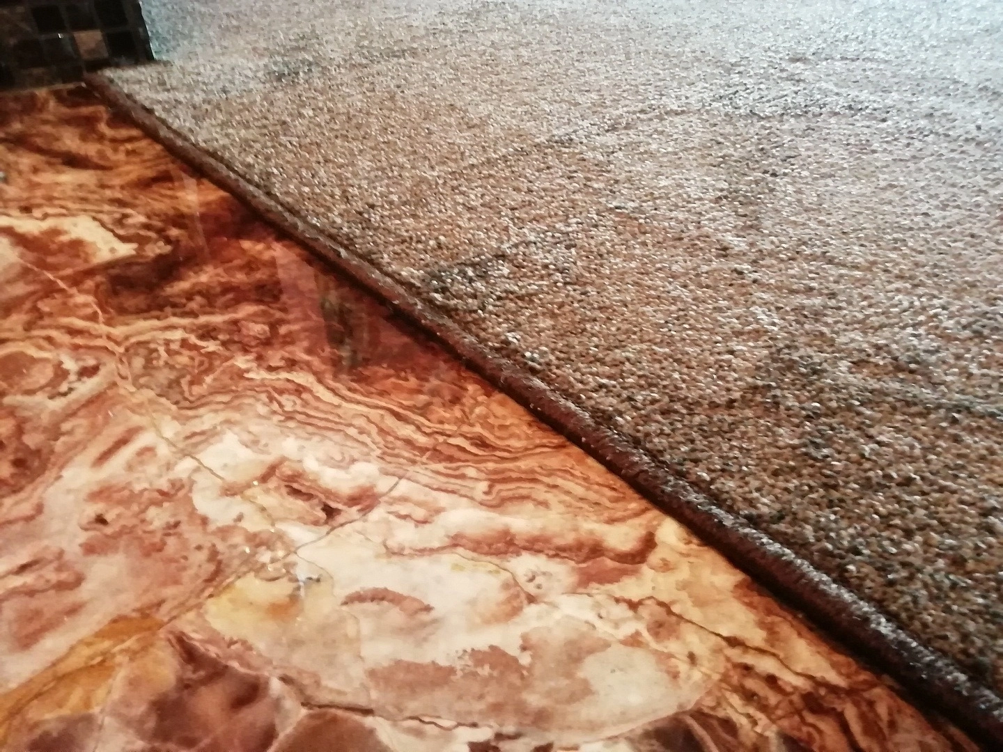 Укладка ковролина в квартире 6