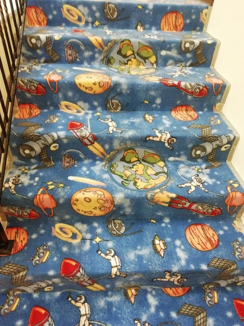 Укладка ковролина в COSMO-САД в КП 