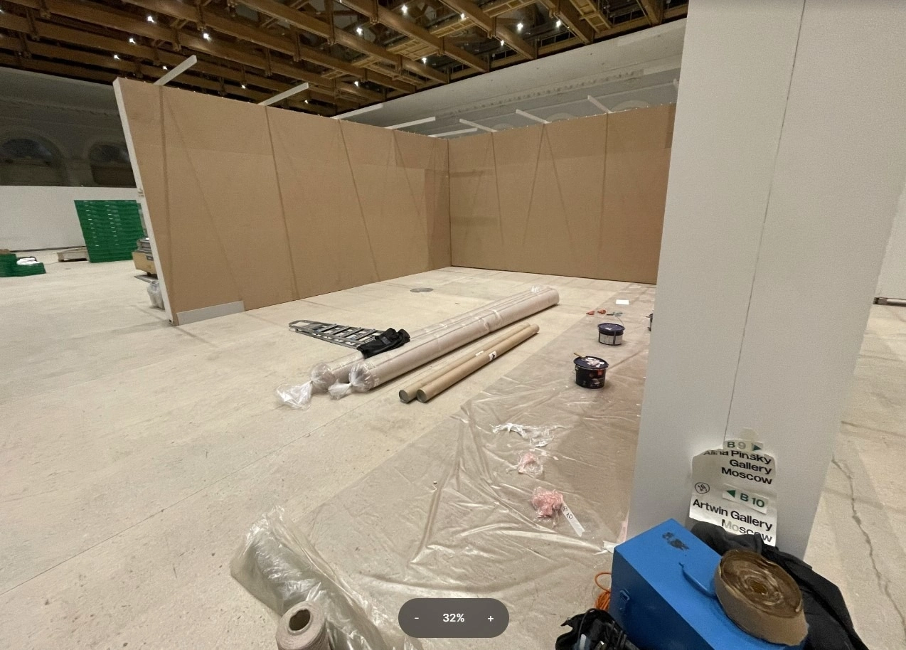 Укладка ковролина в манеже Гостиного двора 6