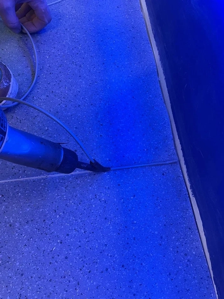 Укладка линолеума в школе танцев 7