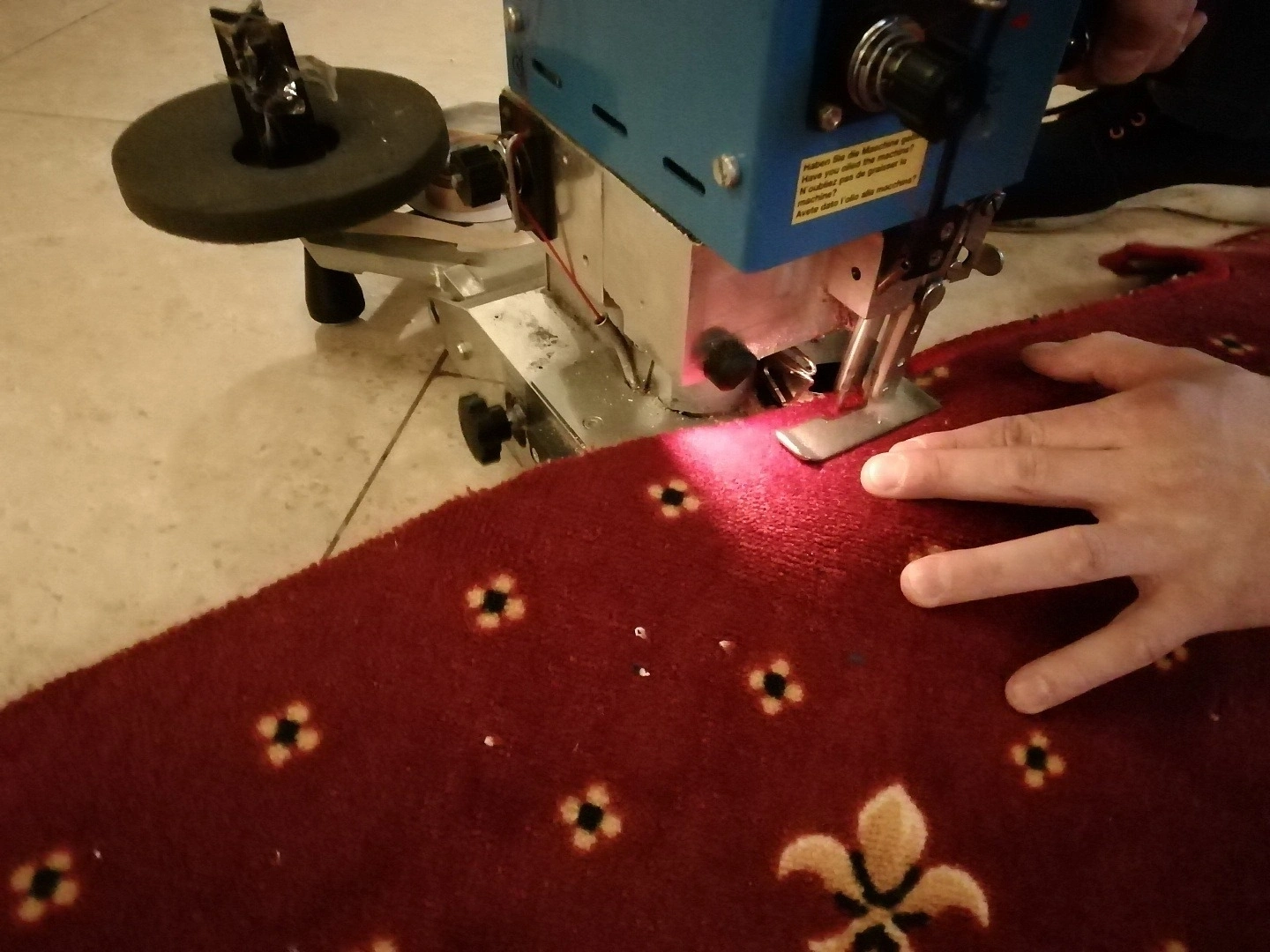 Оверлок ковролина в Церкви Андрея Первозванного 2