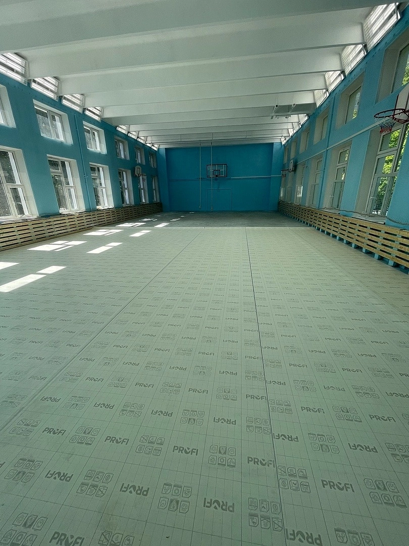 Укладка линолеума в Школе № 1636 Ника 2