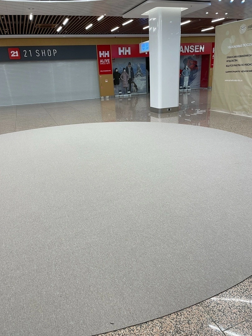 Укладка ковровой плитки в ТЦ Щелковский