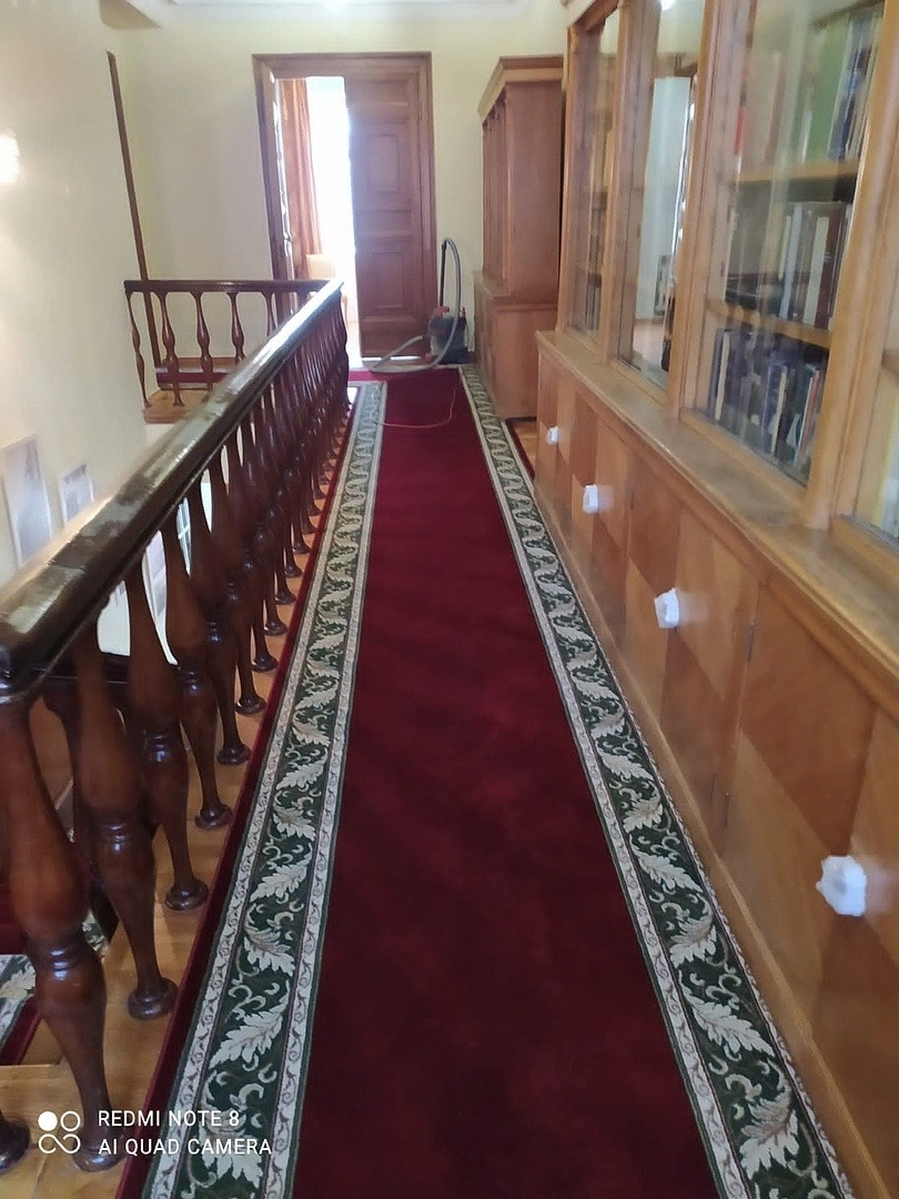 Укладка дорожки в Доме музея Игоря Курчакова 8