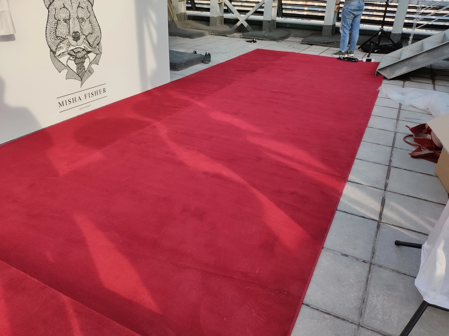 Укладка дорожки в Башне Империя, Москва Сити 10