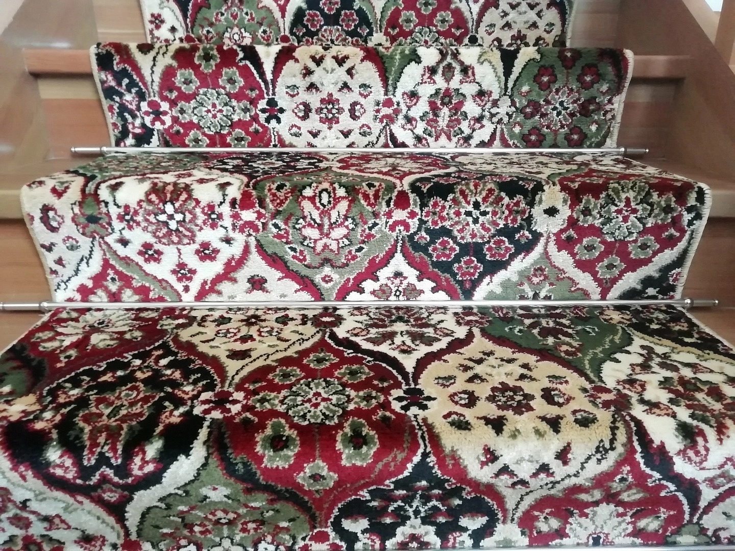 Укладка дорожки в коттедже 9