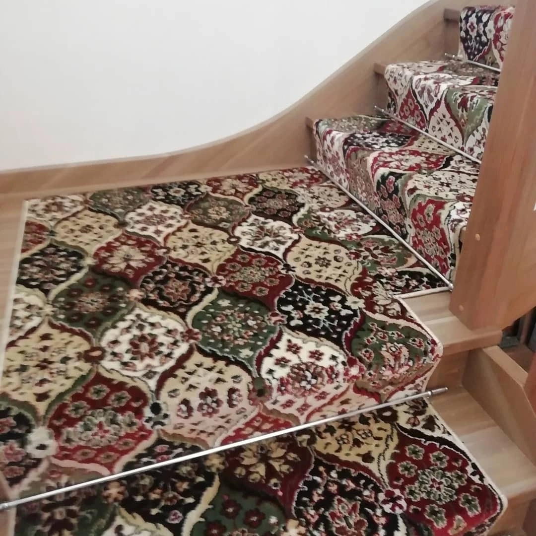 Укладка дорожки в коттедже 6