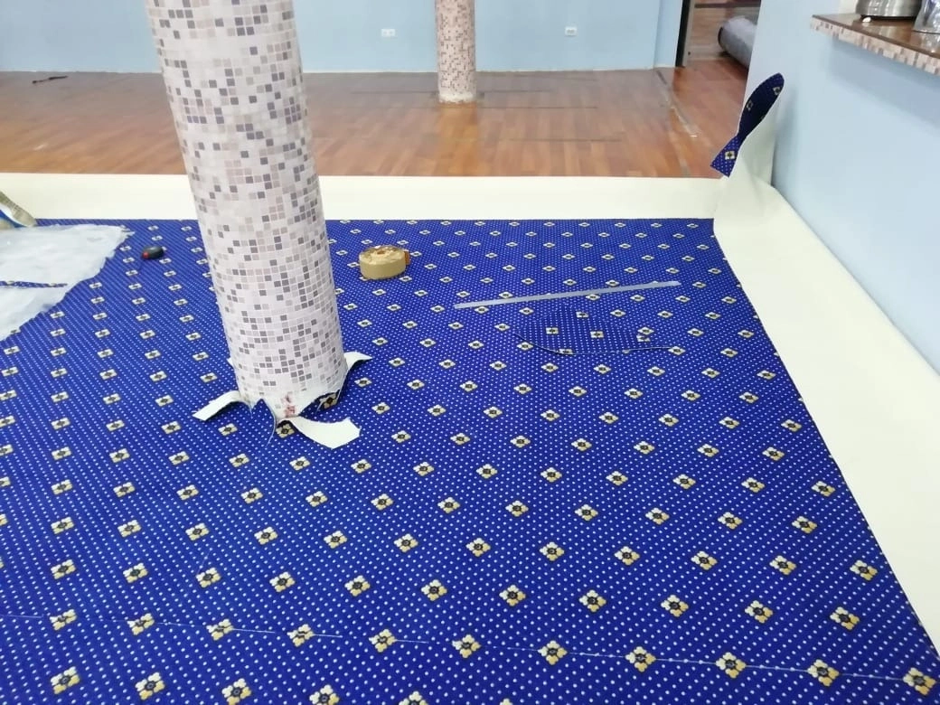 Укладка ковролина в Храме Кришны 6