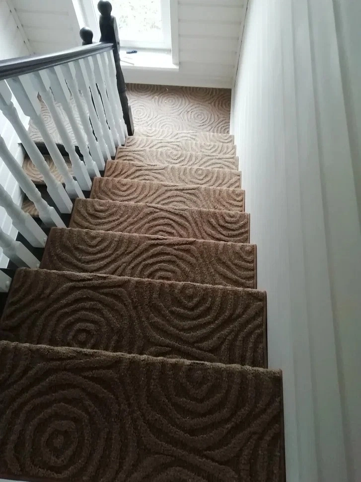 Укладка ковролина в офисе компании Фуртекс  4