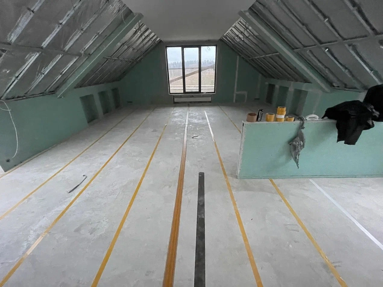 Укладка ковролина  в коттедже в Зеленограде 12