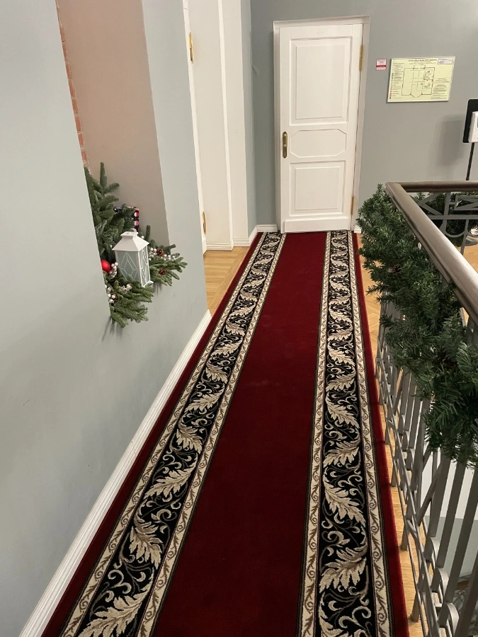 Укладка ковровой дорожки  в усадьбе Знаменское-Губайлово 7