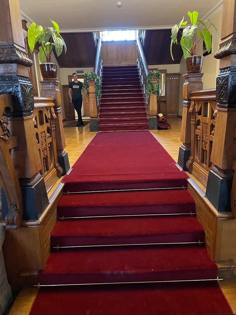 Укладка дорожки в Посольстве Танзании