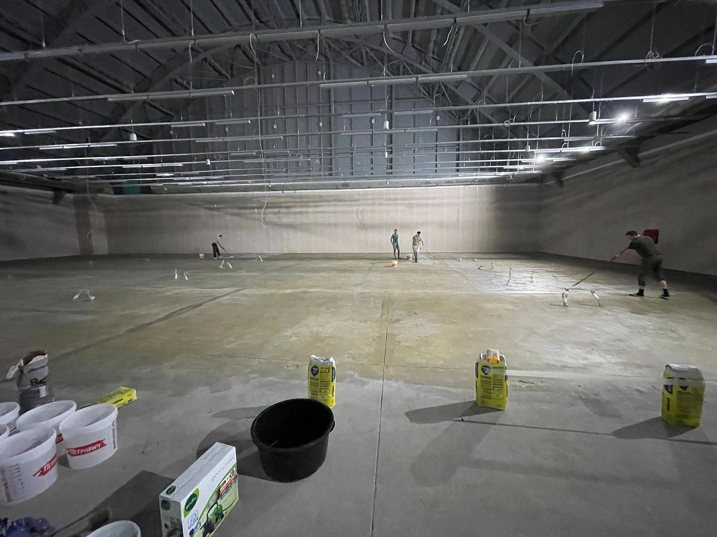 Укладка линолеума в дворце бильярдного спорта 13