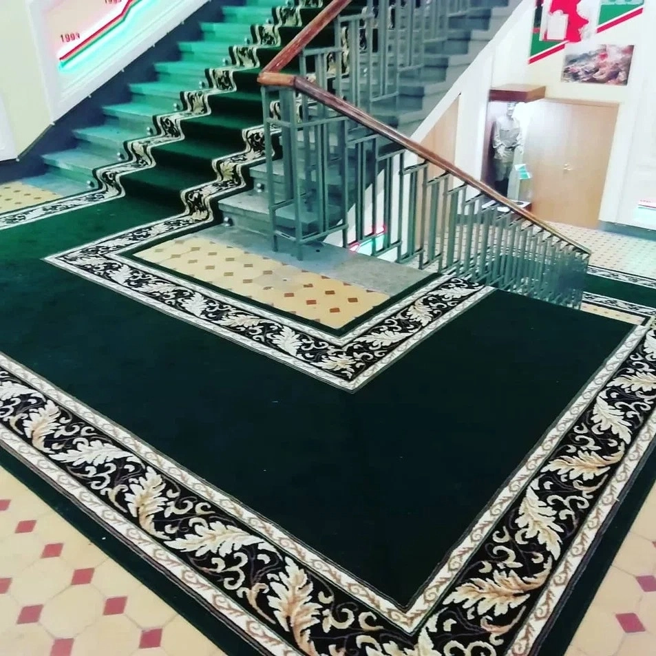 Укладка дорожки в  Центральной городской библиотеке им. К. Г. Паустовского 6