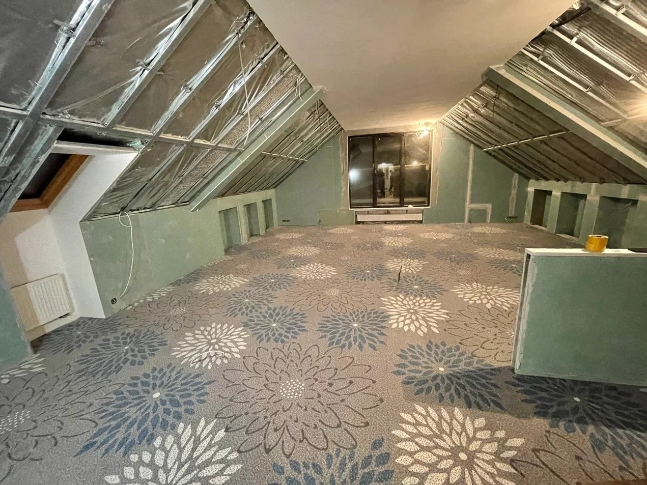 Укладка ковролина  в коттедже в Зеленограде 16