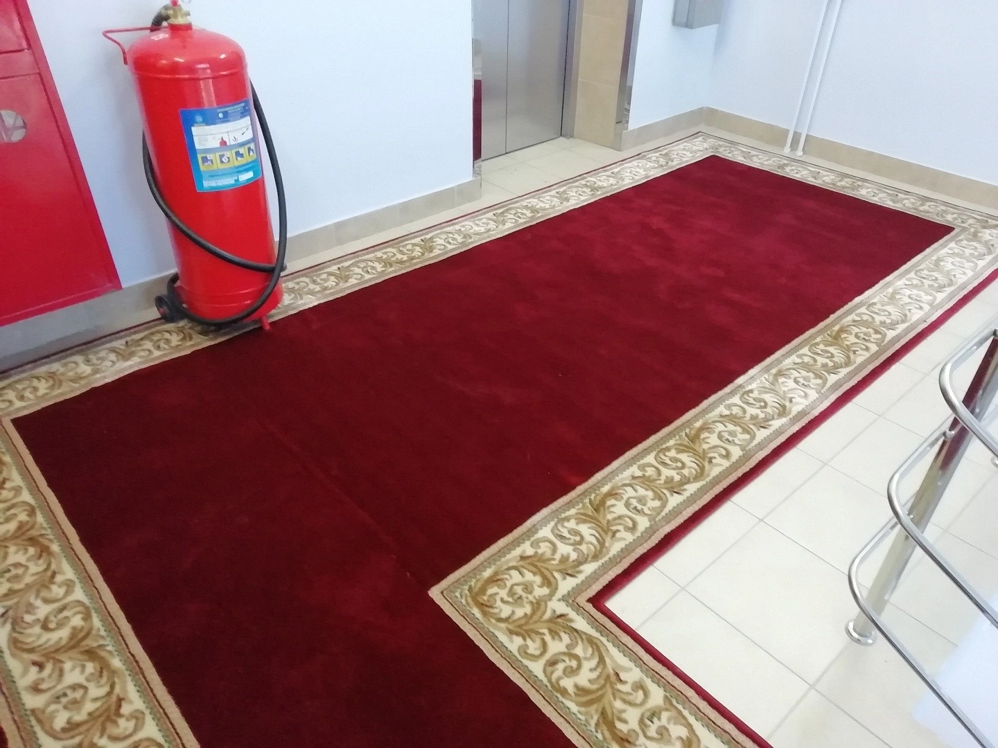 Укладка дорожки в ФСБ