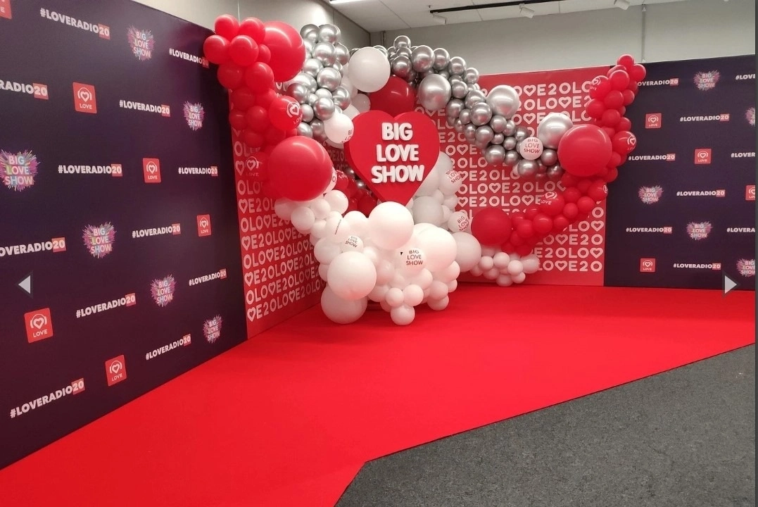 Аренда красной ковровой дорожки