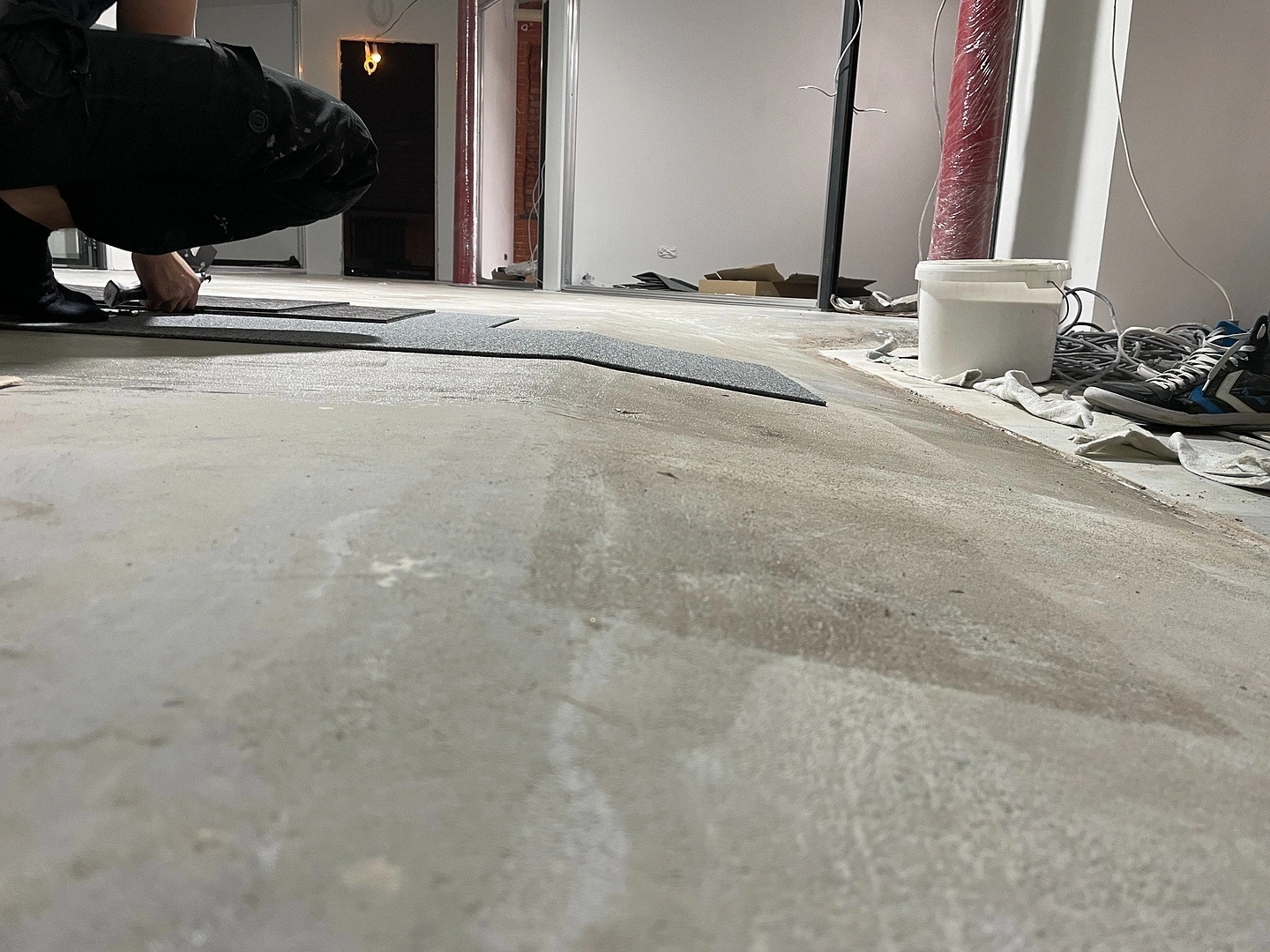 Укладка ковровой плитки в архитектурном бюро 6