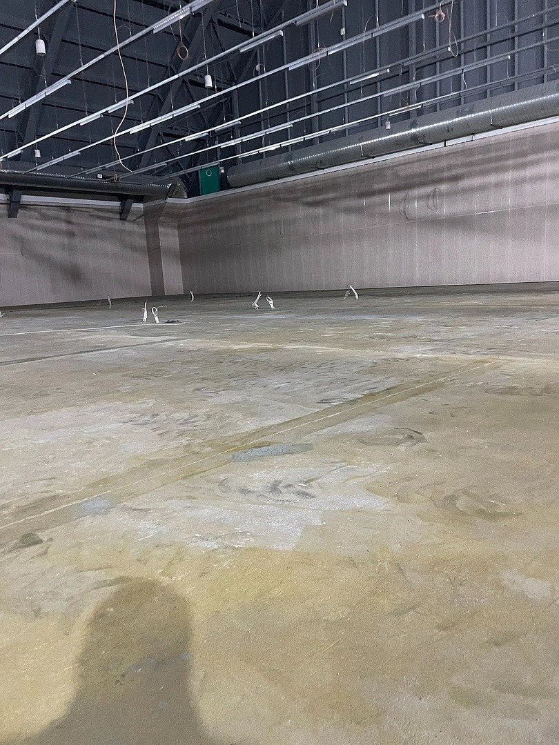 Укладка линолеума в дворце бильярдного спорта 11